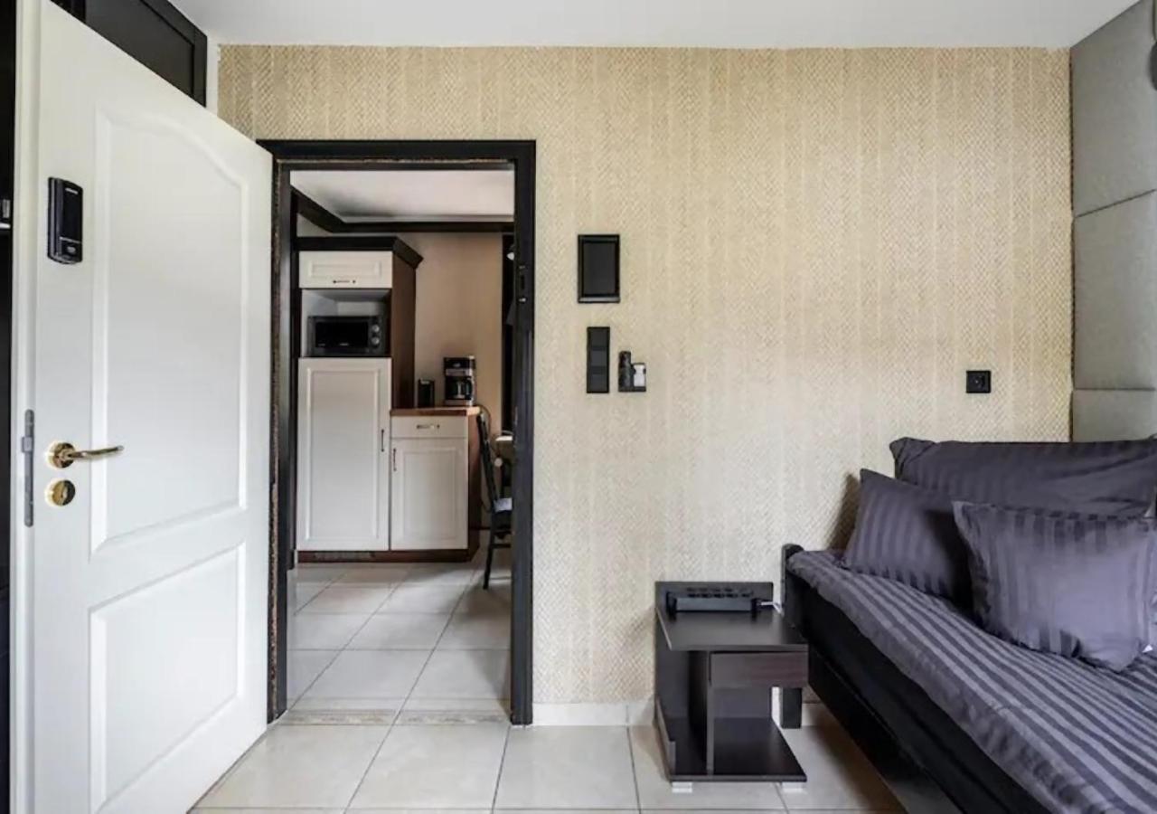 Miet-Kamp Ruhig, Zentral, Nahe Messe, Ausgefallenes Design 2 Schlafzimmer Berlin Kültér fotó